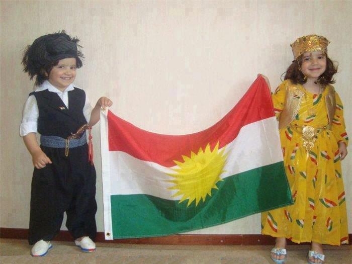 Ala_Kurdistane_u_Du_Zarok_1.jpg