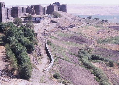 Bakure_Kurdistan_Amed_a1.jpg